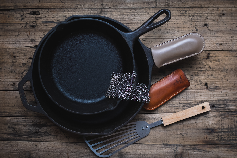 me-cast-iron-pan-set